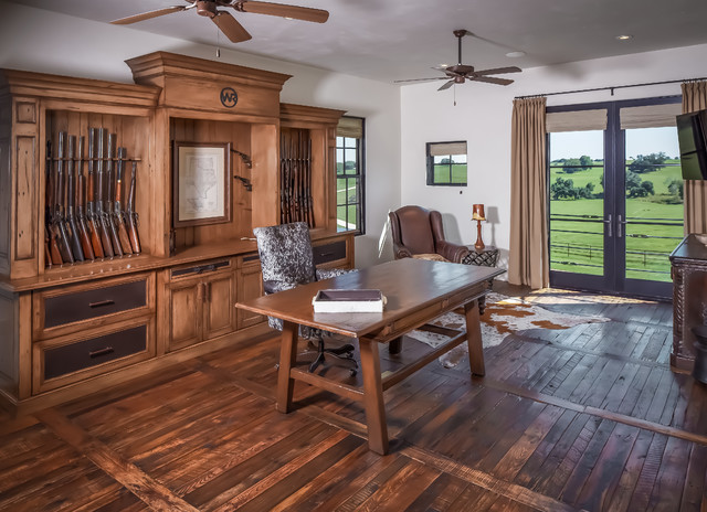 Ranch rustic-home-office