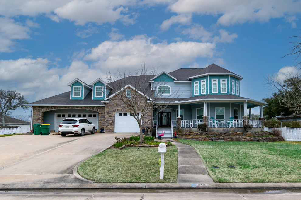 Waterfront RePaint featuring Sherwin Williams Emerald Rain Refresh