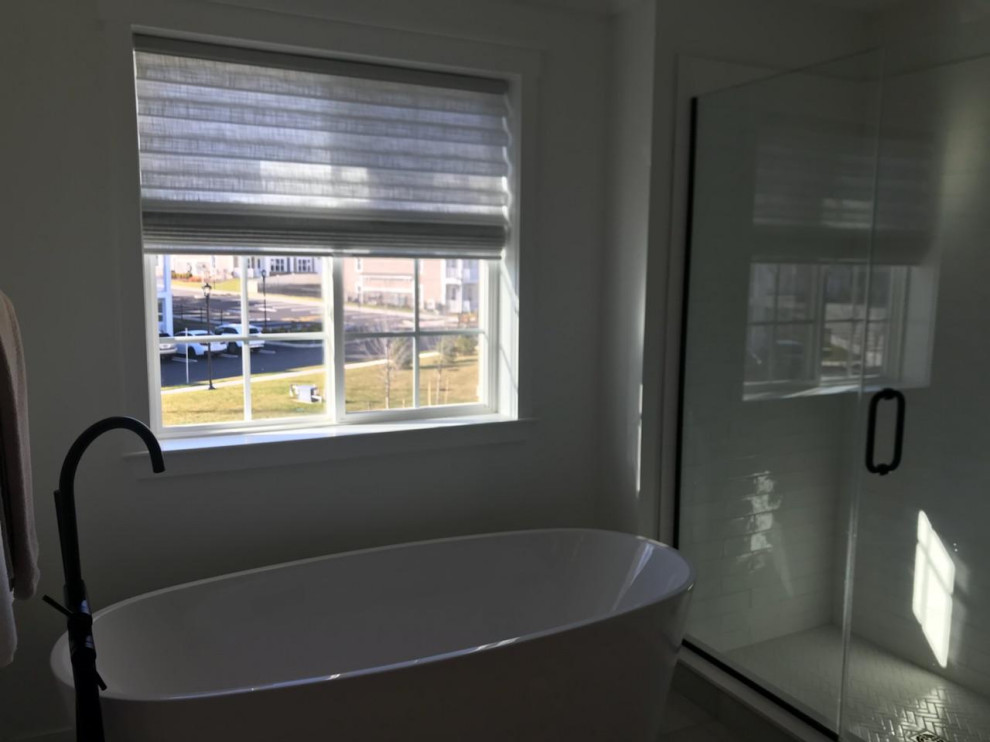 Alustra Vignette Modern Roman Shade