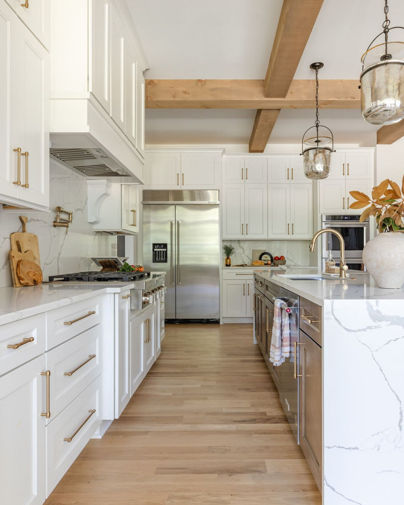 Transitional kitchen photo in Atlanta with an undermount sink
