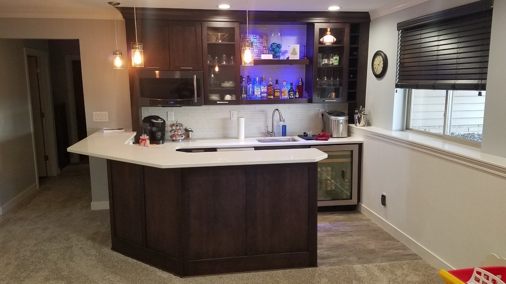 Home design - small transitional home design idea in Cedar Rapids