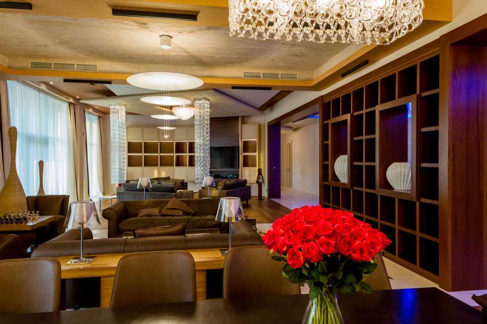 Villa with inside pool