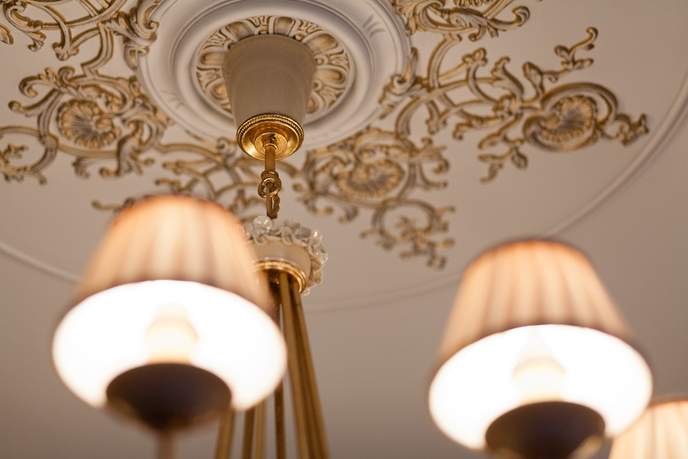 Дворцовая классика в городской квартире