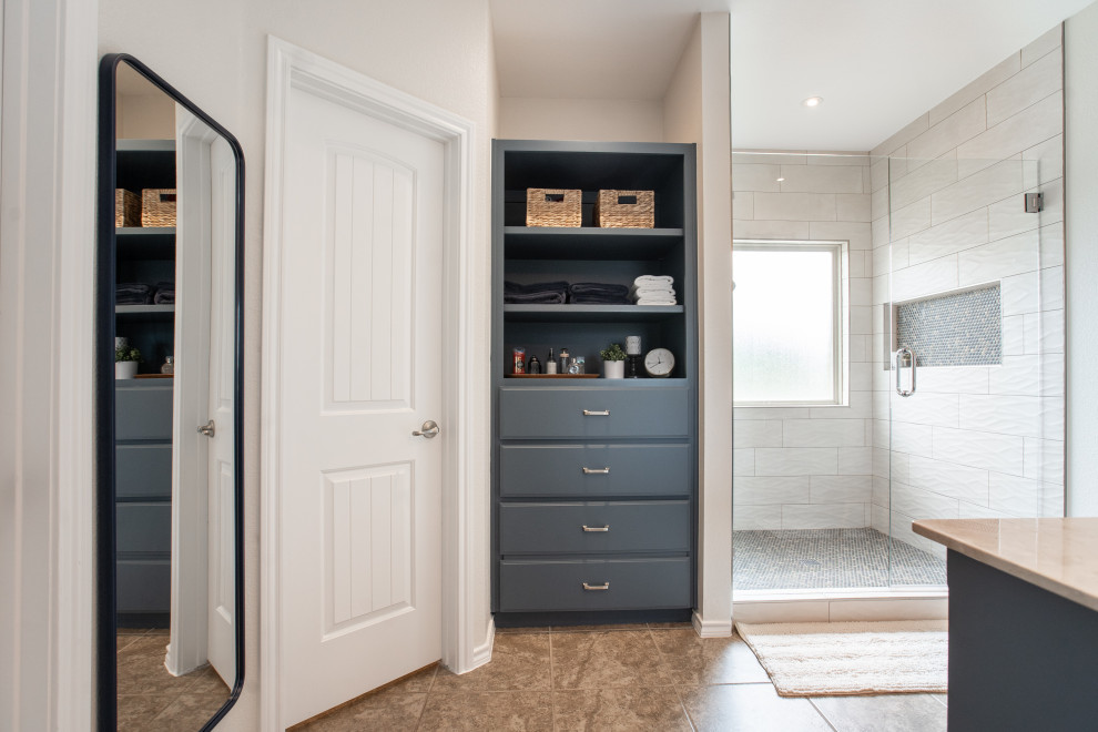 Blue Cypress | Master Bathroom