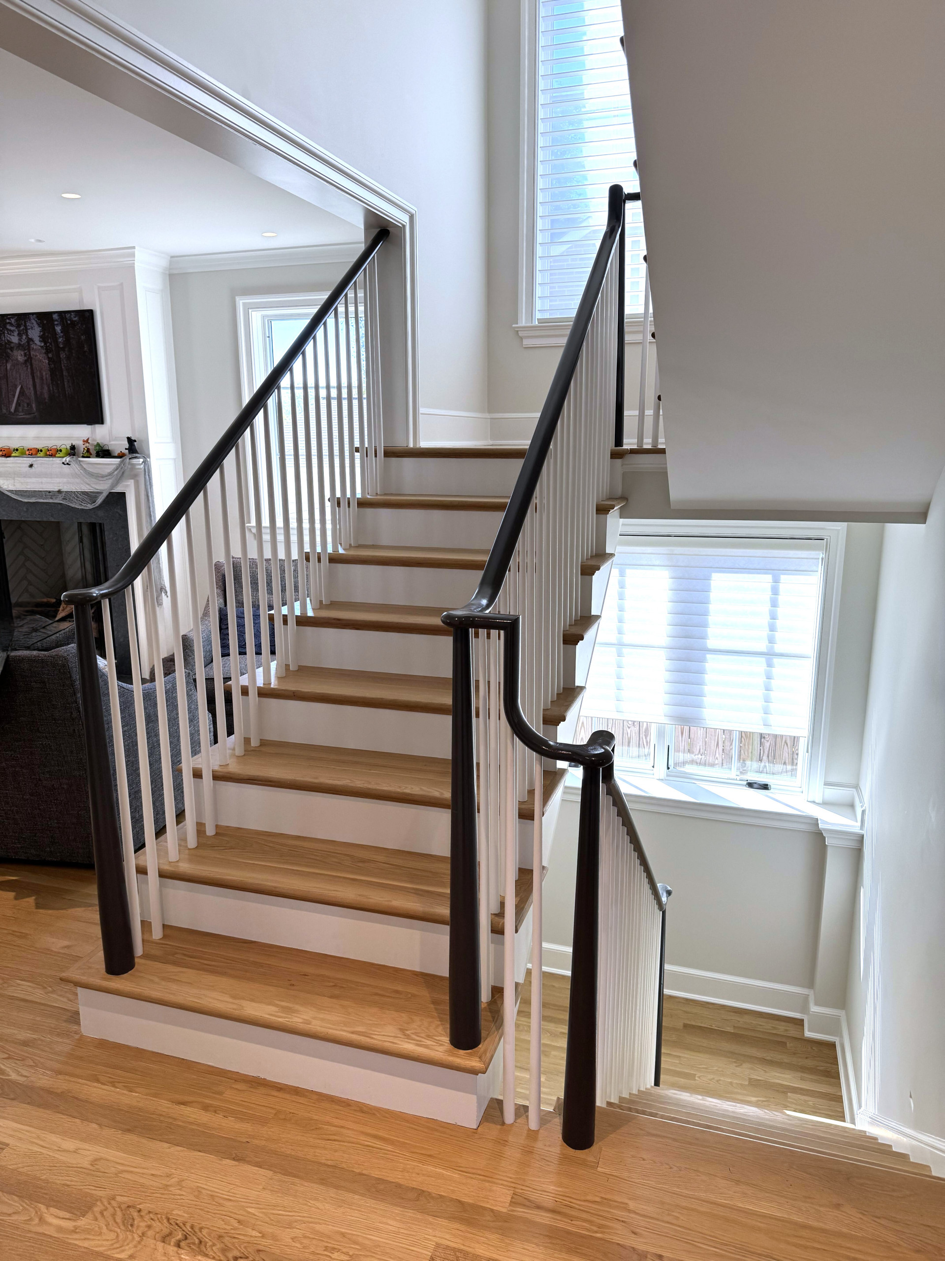 142_Airy Staircase with Over the Post Balustrade, Arlington, VA