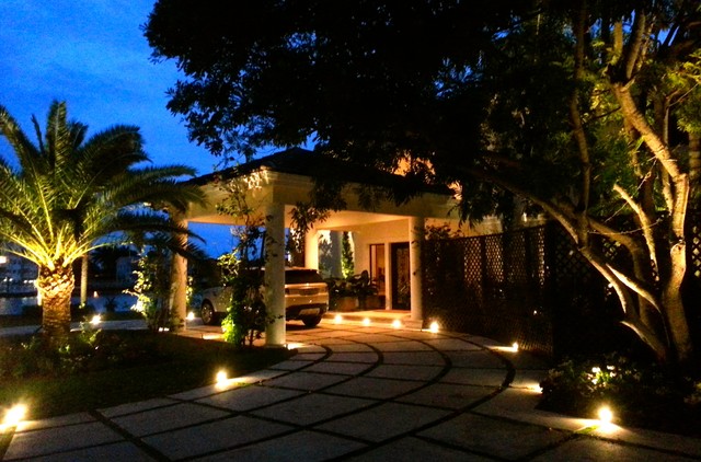 LED MODERN LOW PROFILE ACCENT PATH LIGHTING Modern Miami