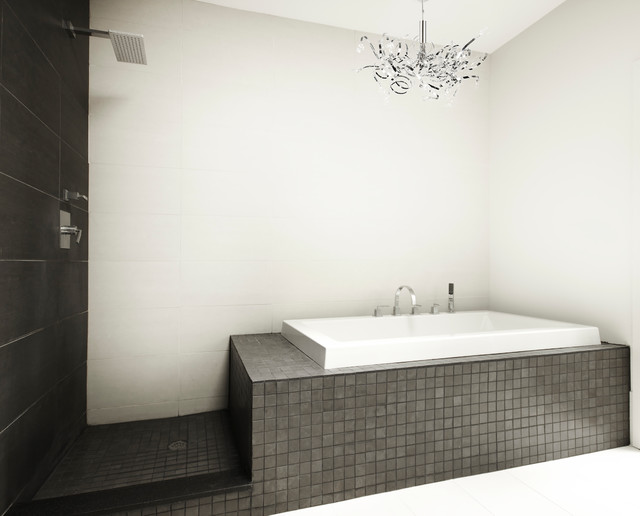 Fallingbrook modern-badezimmer