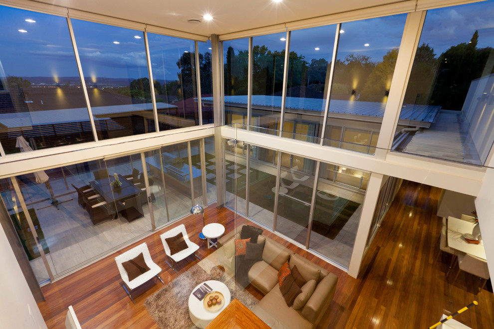 Photo of a contemporary living room in Canberra - Queanbeyan.