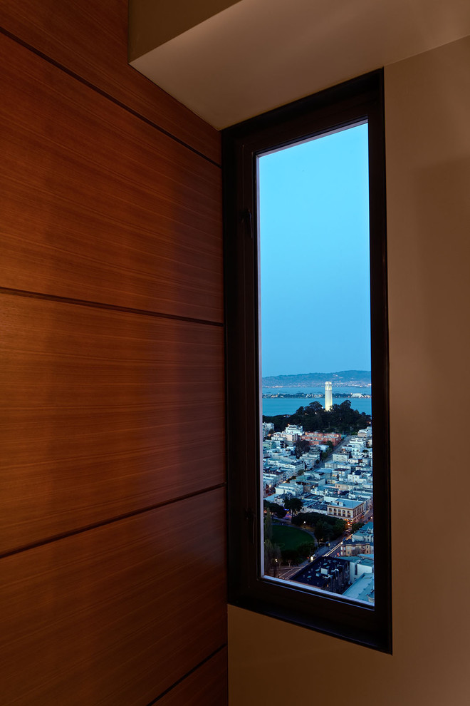 Photo of a modern entryway in San Francisco.