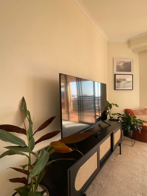 Casa ER contemporary-living-room