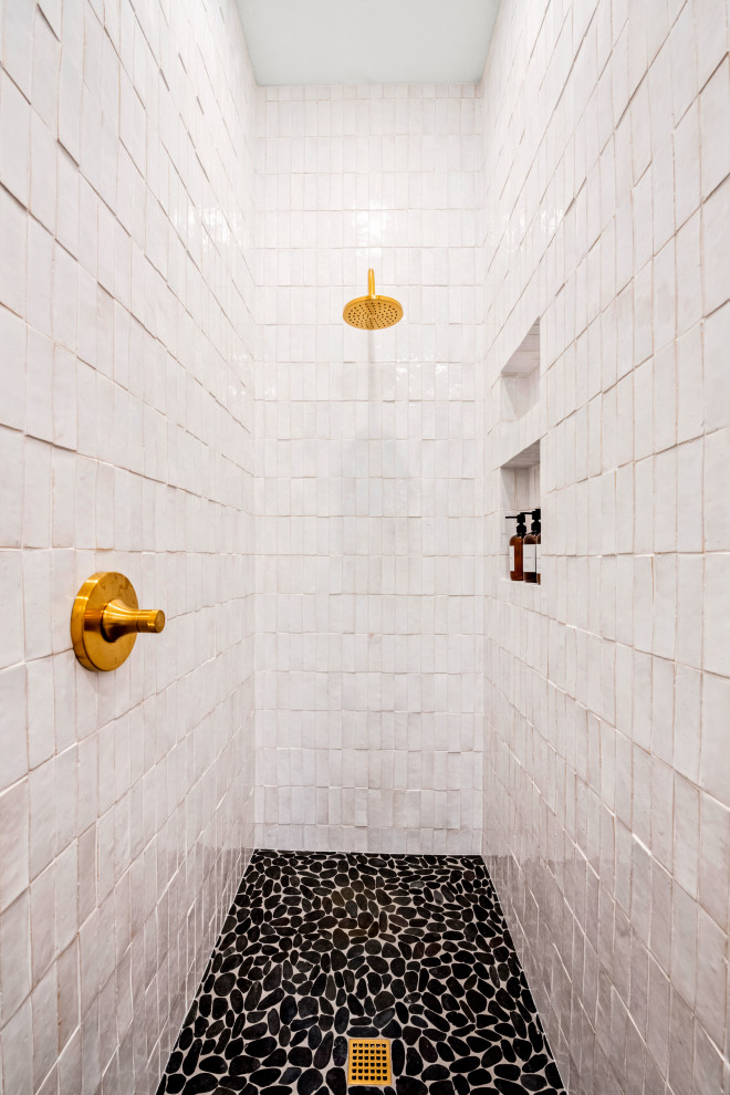 Inspiration for a transitional bathroom remodel in Austin