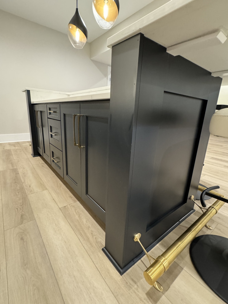 Custom Home Bar Design – Modern, Inviting, and Perfect for Entertaining