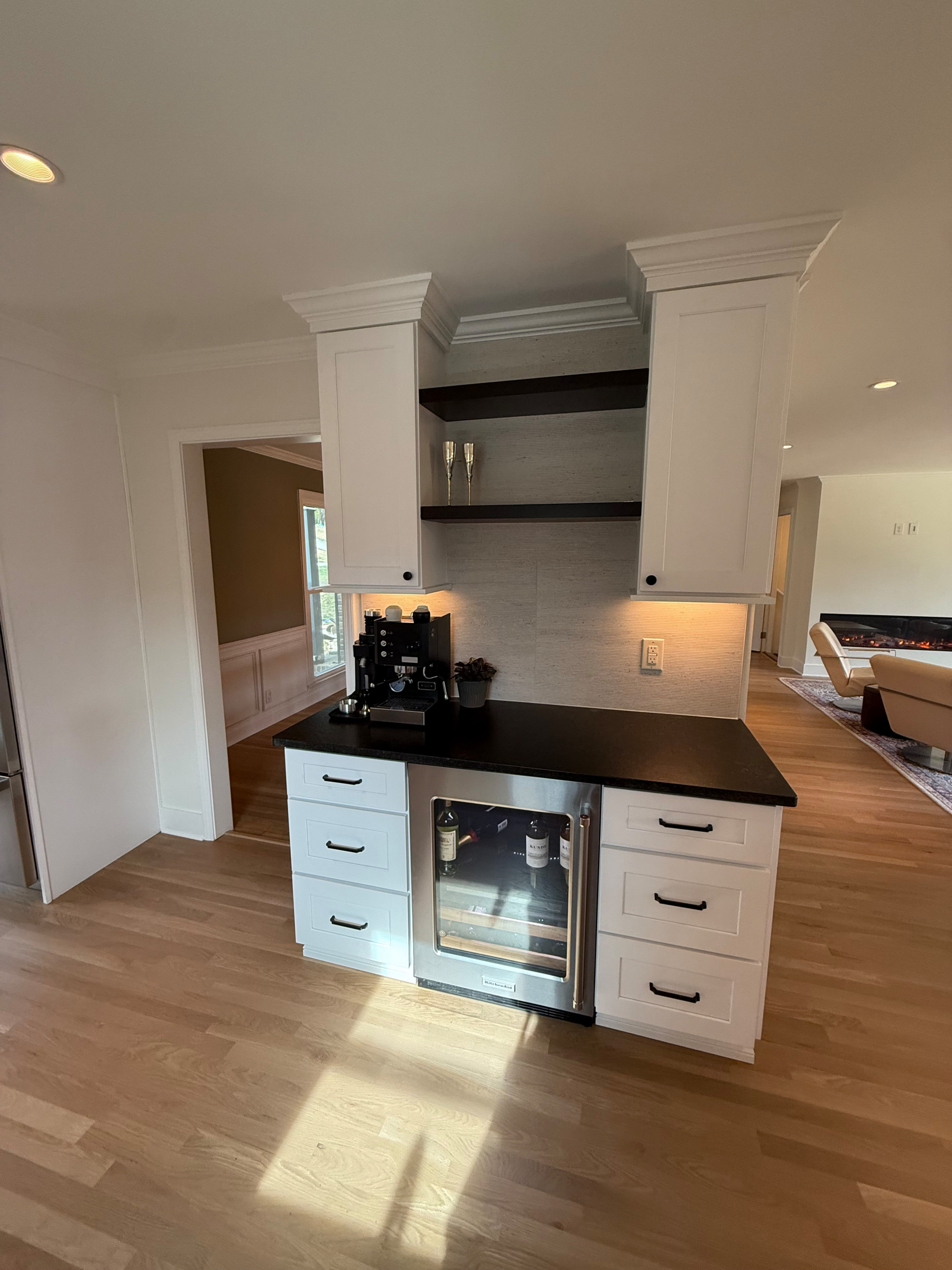 Franklin Complete Kitchen and LR Reno