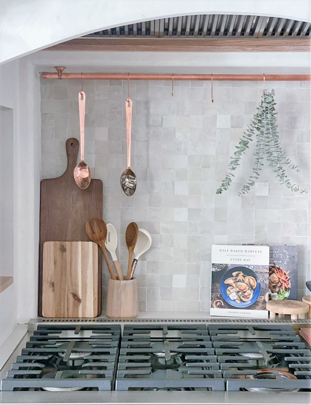 Raven kitchen
