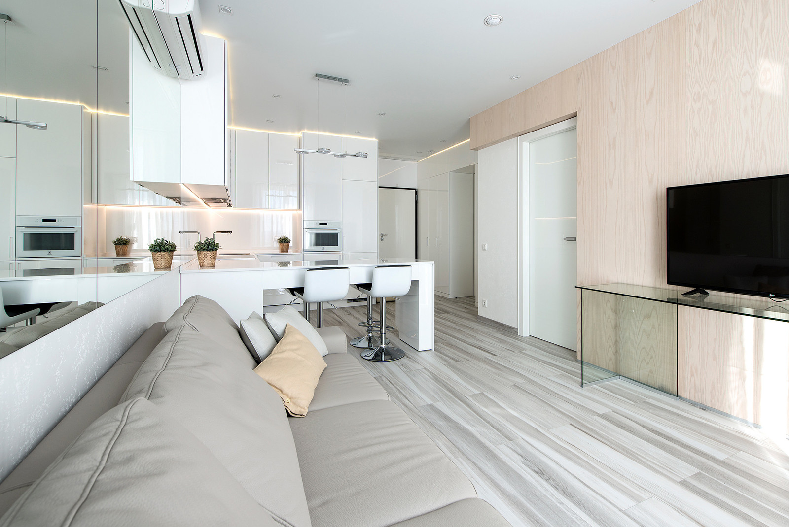 Апартаменты на набережной