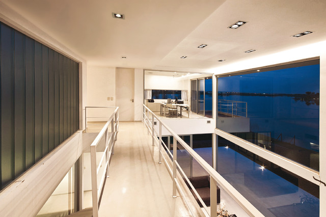 Vanguarda Architects contemporary-hall
