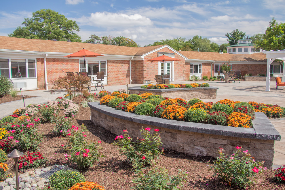 Building a Comfortable Community