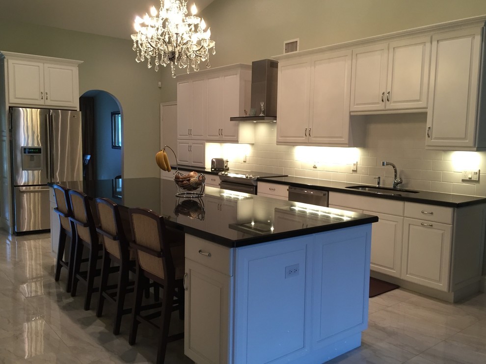 Transitional kitchen photo in Miami
