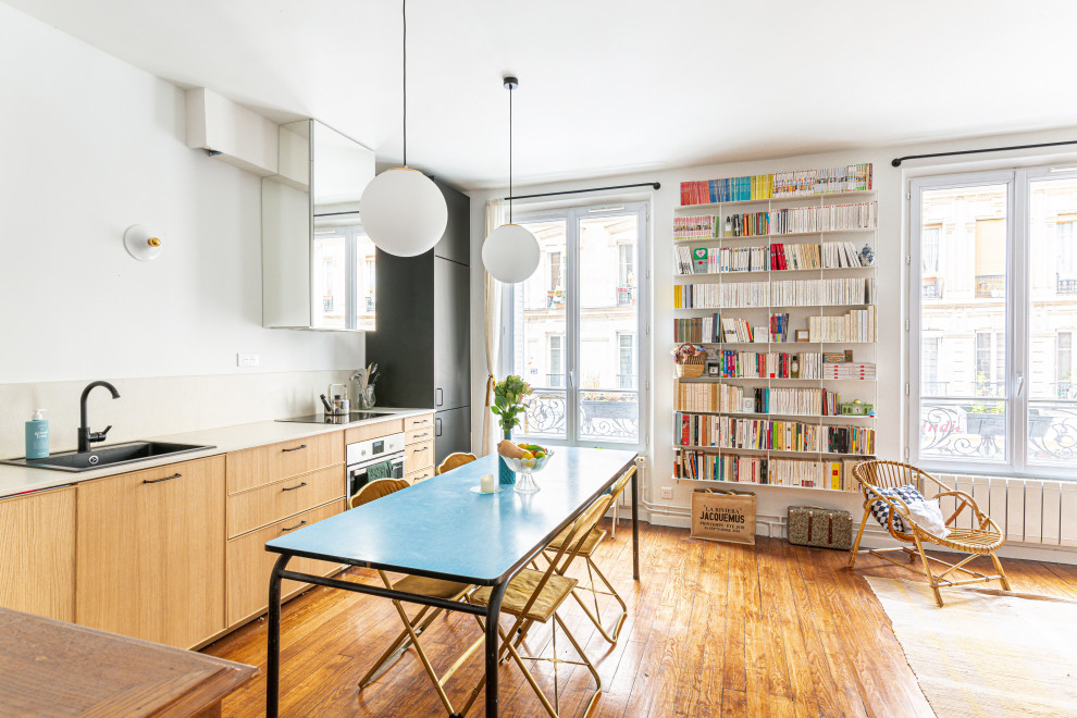 Exemple d'une cuisine éclectique.