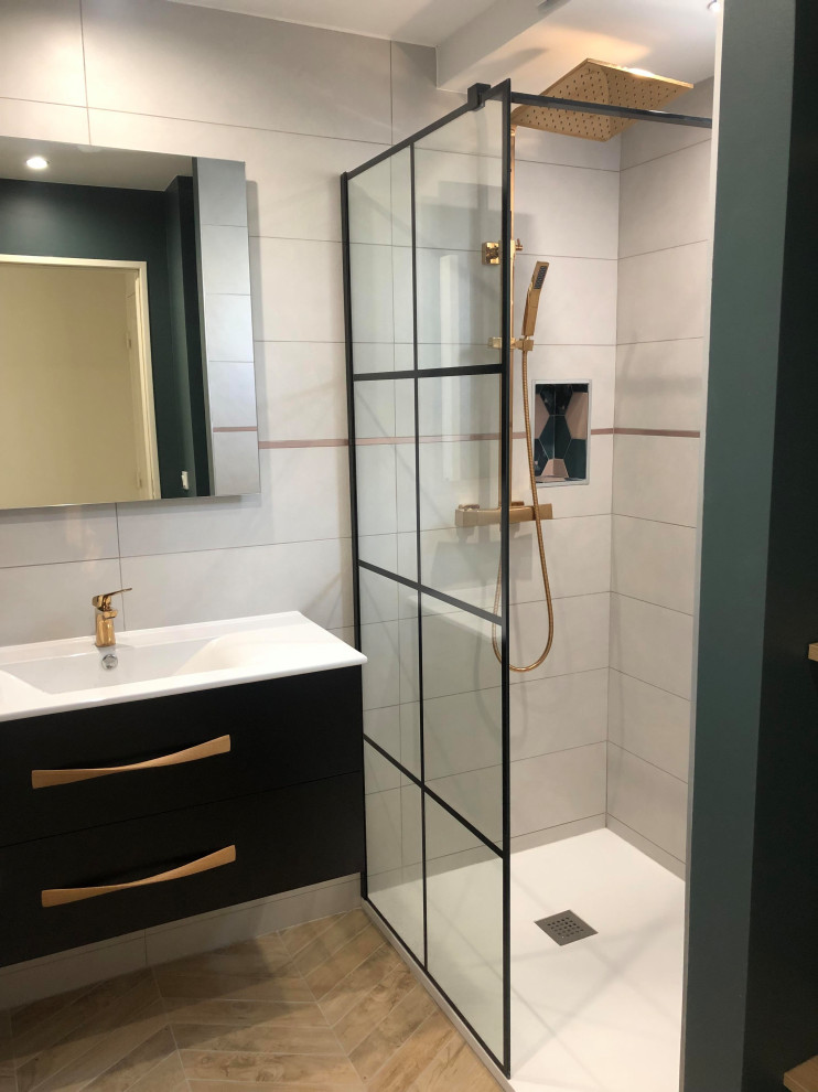 Mise en scène d'un appartement des années 70