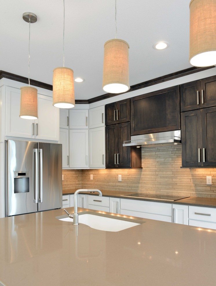 Kitchen - transitional kitchen idea