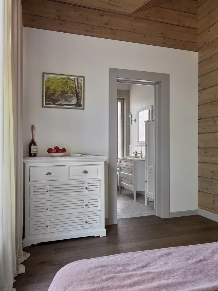 Дом из клееного бруса в стиле шале