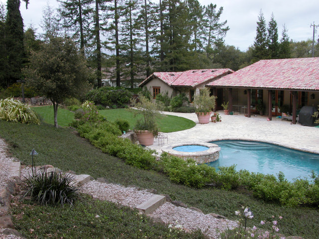 Irvine traditional-garden