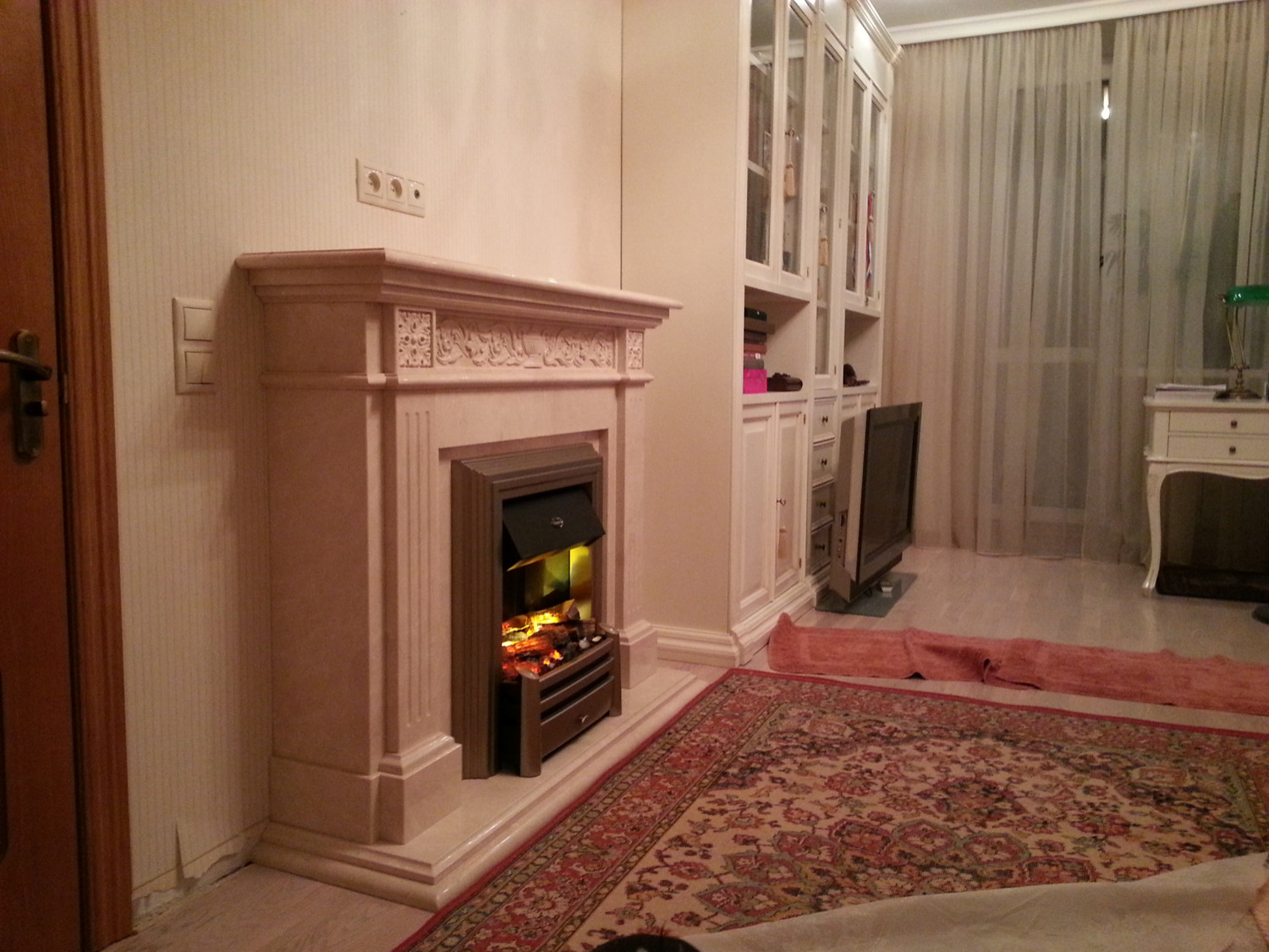 Каминный портал с электроочагом