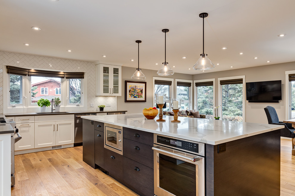 Inspiration for a transitional kitchen remodel in Calgary