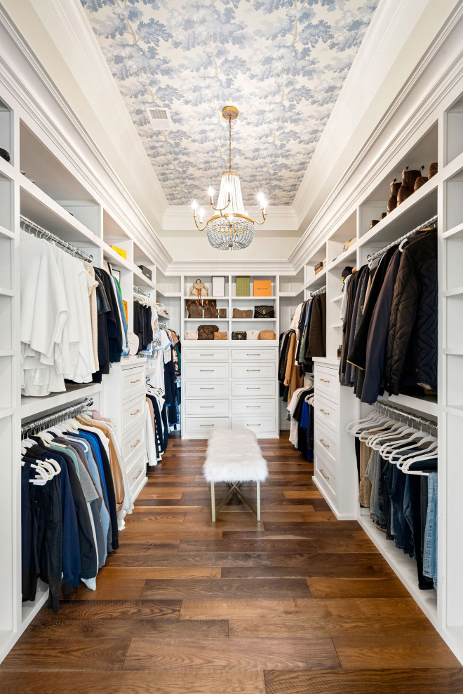 Example of a classic closet design in Atlanta