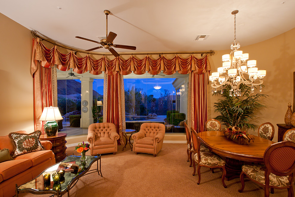 Design ideas for a traditional living room in Phoenix.