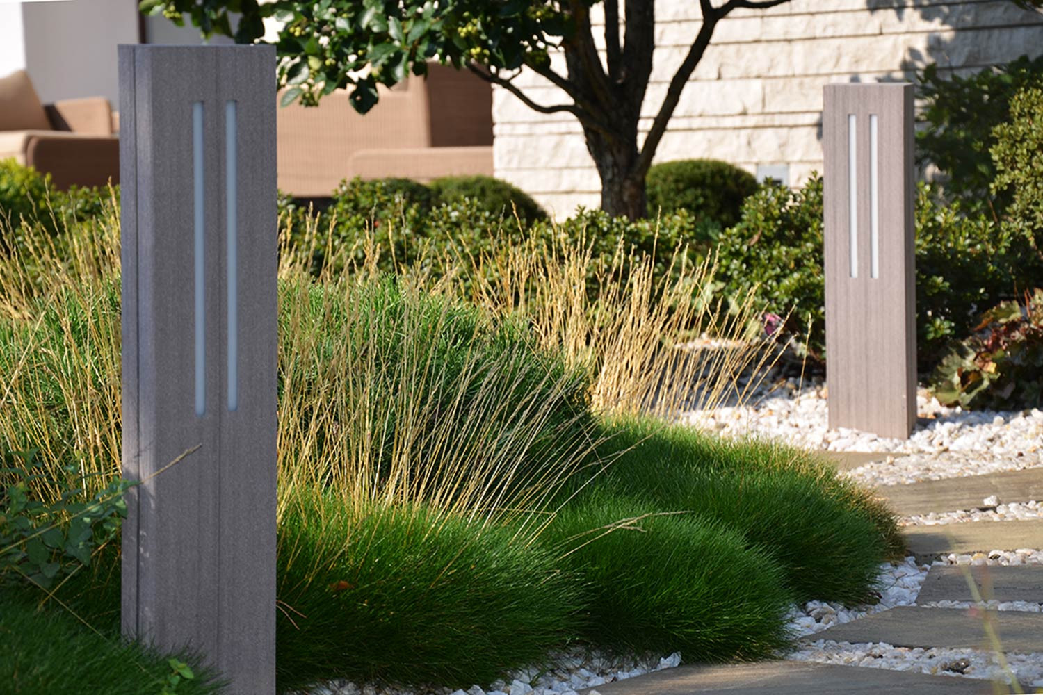 Современный сад в КП "Бенилюкс" вилла 2