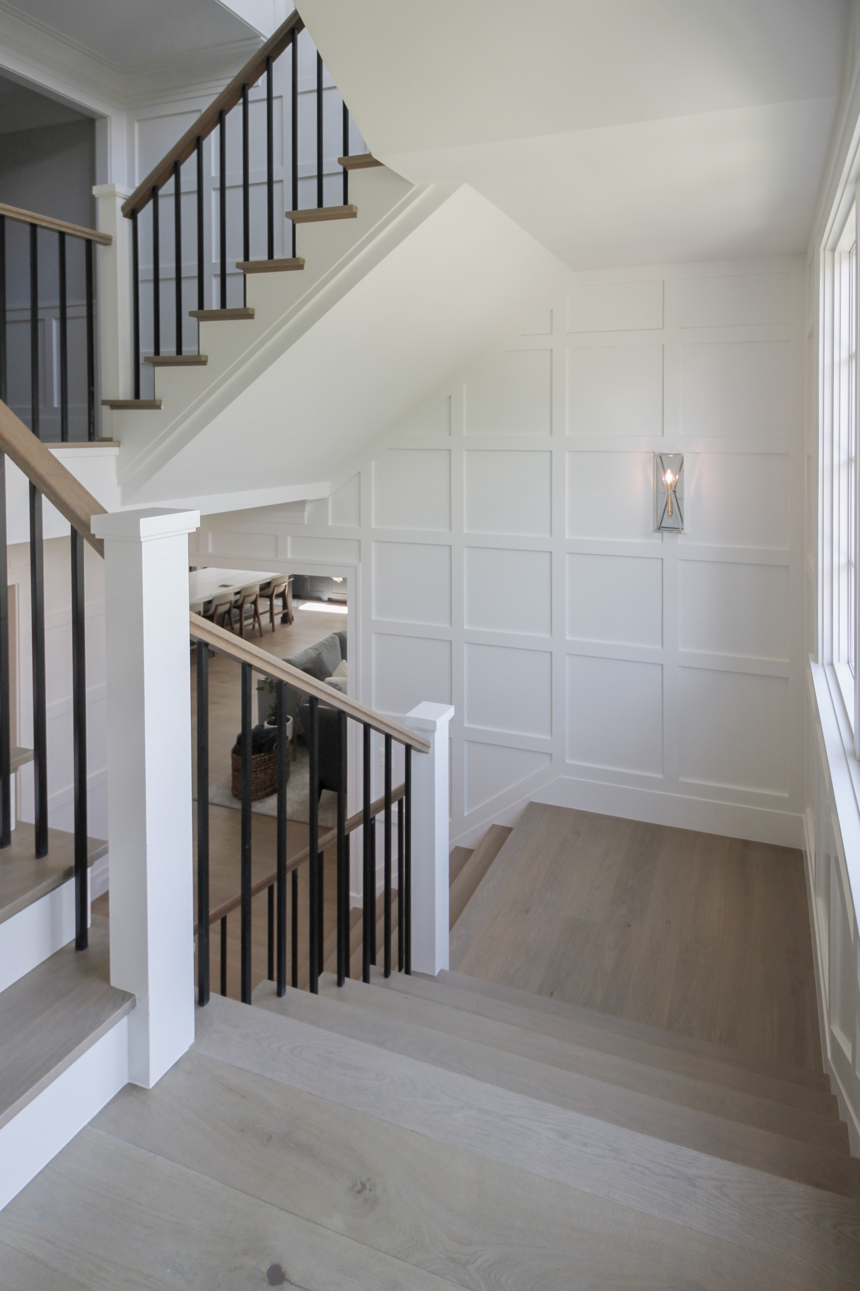 87_Welcoming and Functional Contemporary U-shaped Staircase, Arlington, VA 22207