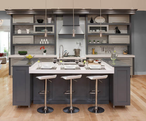 A beautifully organized Canadian kitchen featuring RTA cabinetry.