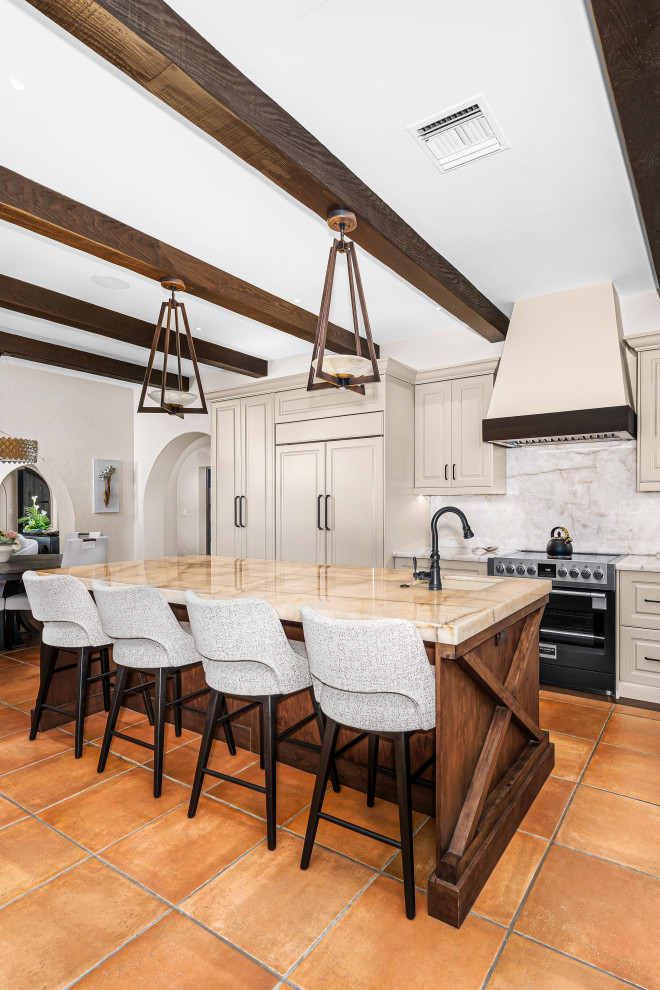 Example of a transitional kitchen design in Miami