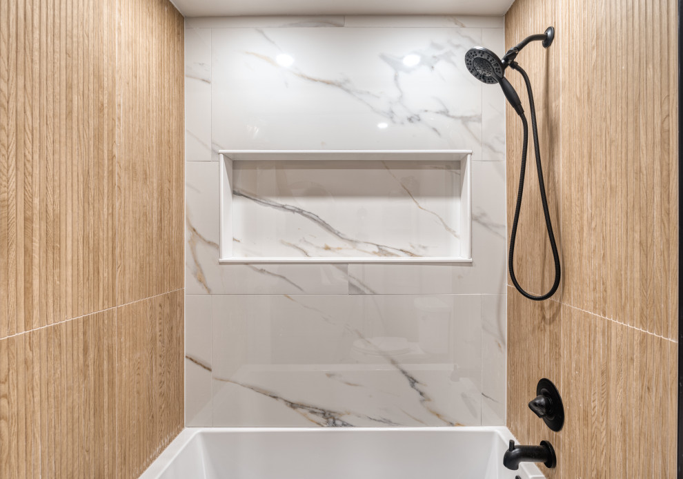 7th and Grand, Hoboken - Guest Bathroom Renovation