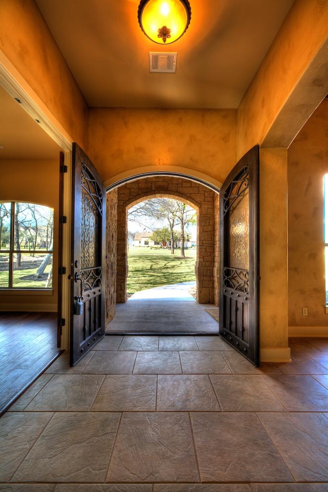 Traditional entryway in Austin.
