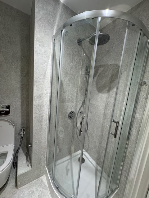 Full refurbishment works of high-end flat (x5 Bedrooms)at high street kensignton