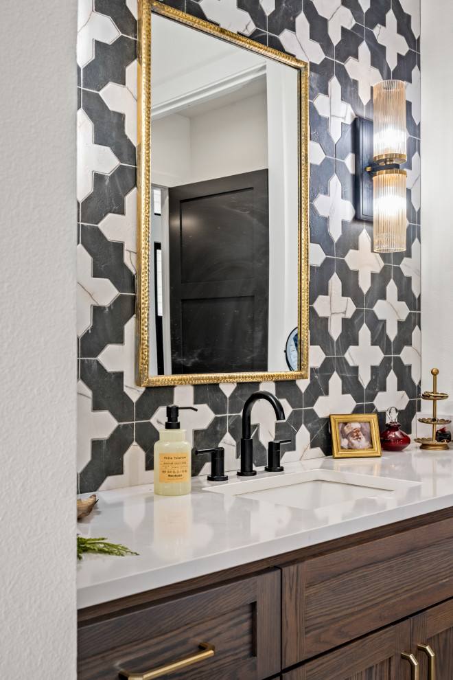 Home design - transitional home design idea in Austin