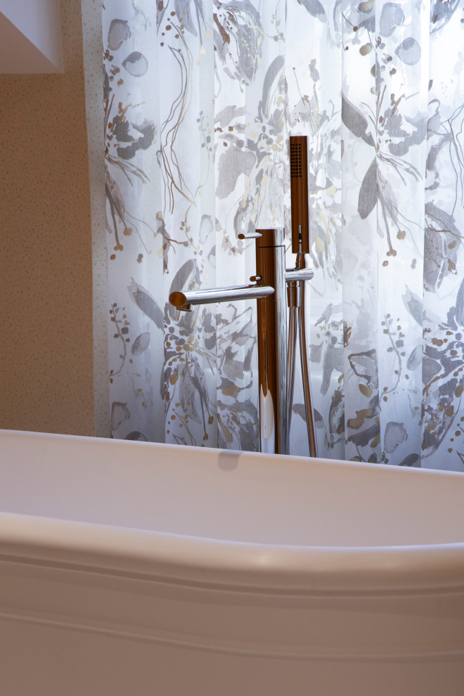 This is an example of a contemporary cloakroom in Glasgow.