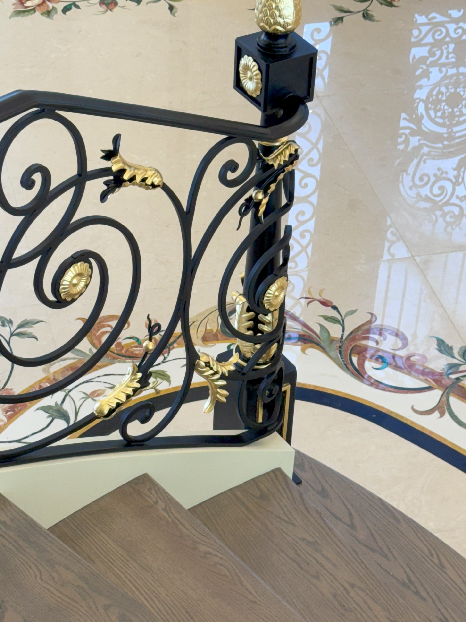 135_Vibrant Staircase with Touch of Historic Grandeur, Great Falls, VA 22066