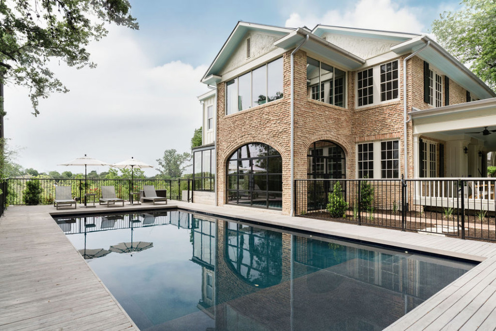 Example of a transitional pool design in Austin