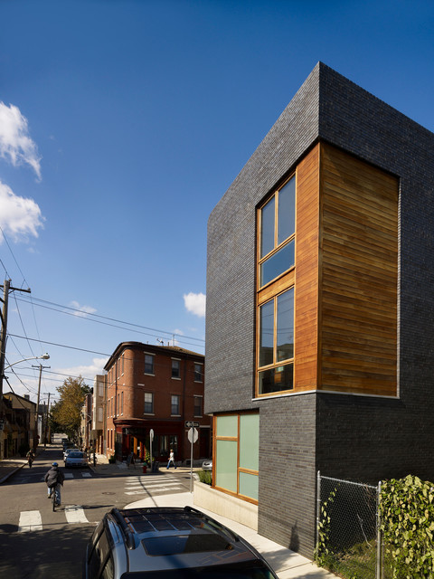 Split Level House modern-fasad