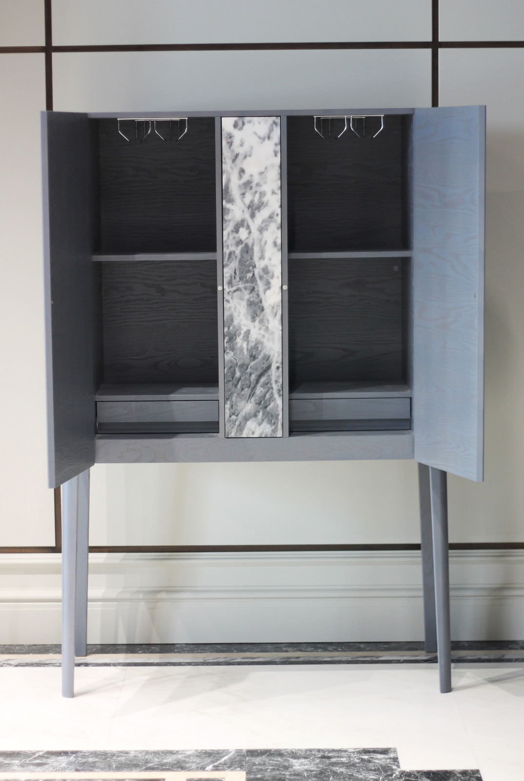 Винный шкаф