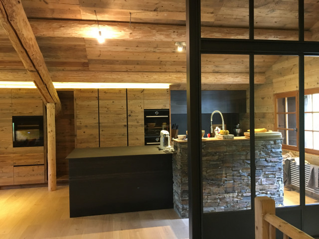 Cuisine ouverte rustico-cocina