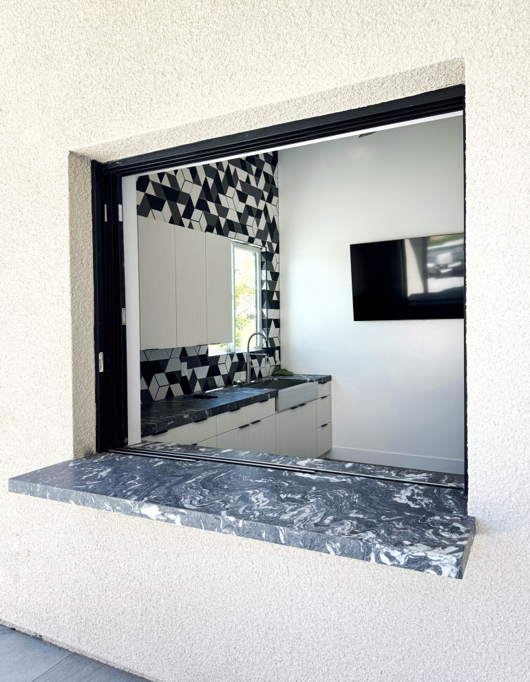 Ridges Deck Pool House- Summerlin