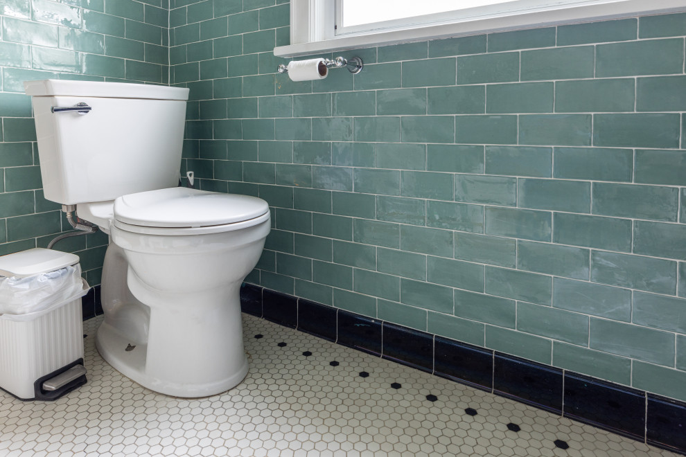 West Seattle - Bathroom - Traditional