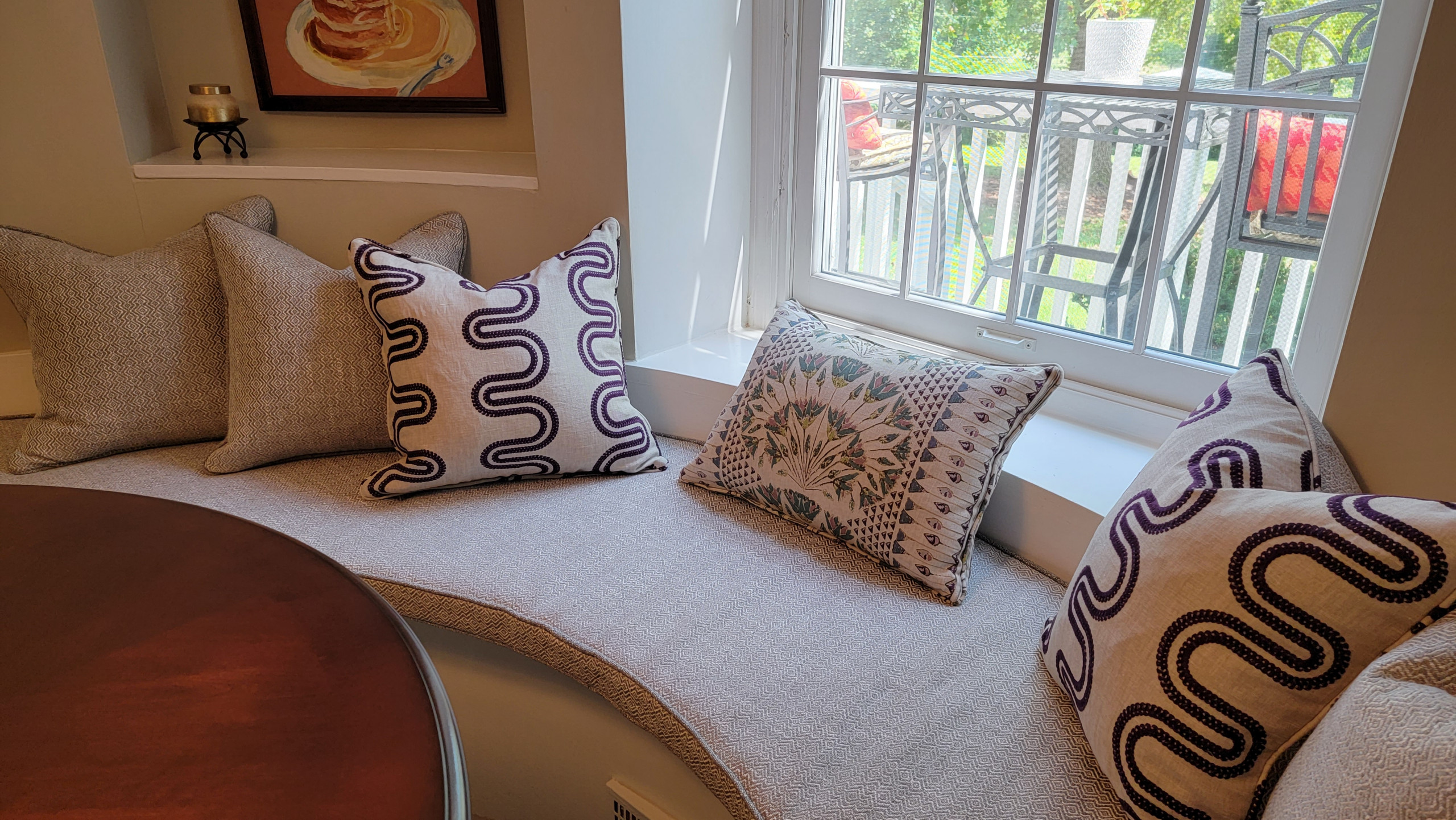 Art Nuevo Meets Mid-Century Design