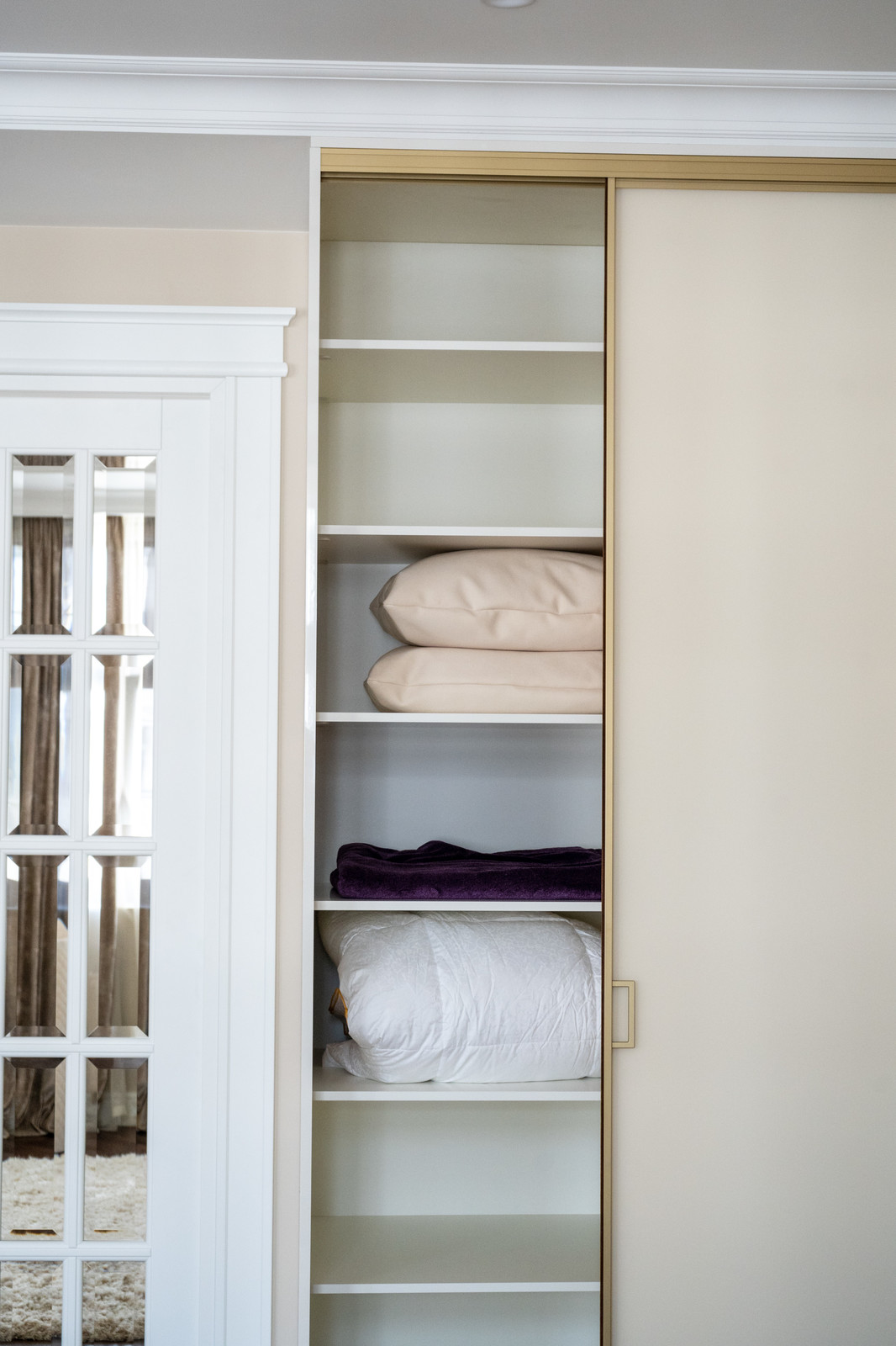 Шкаф-купе raumplus в спальню