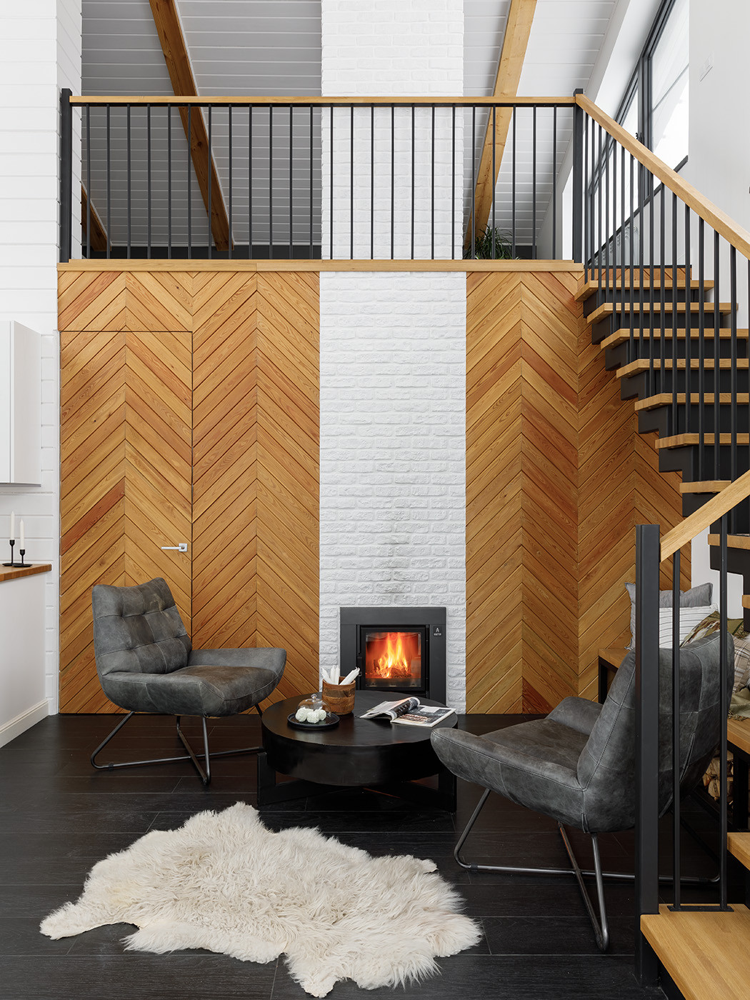 ЗАГОРОДНЫЙ ДОМ В ПОСЕЛКЕ «ОСТРОВ»